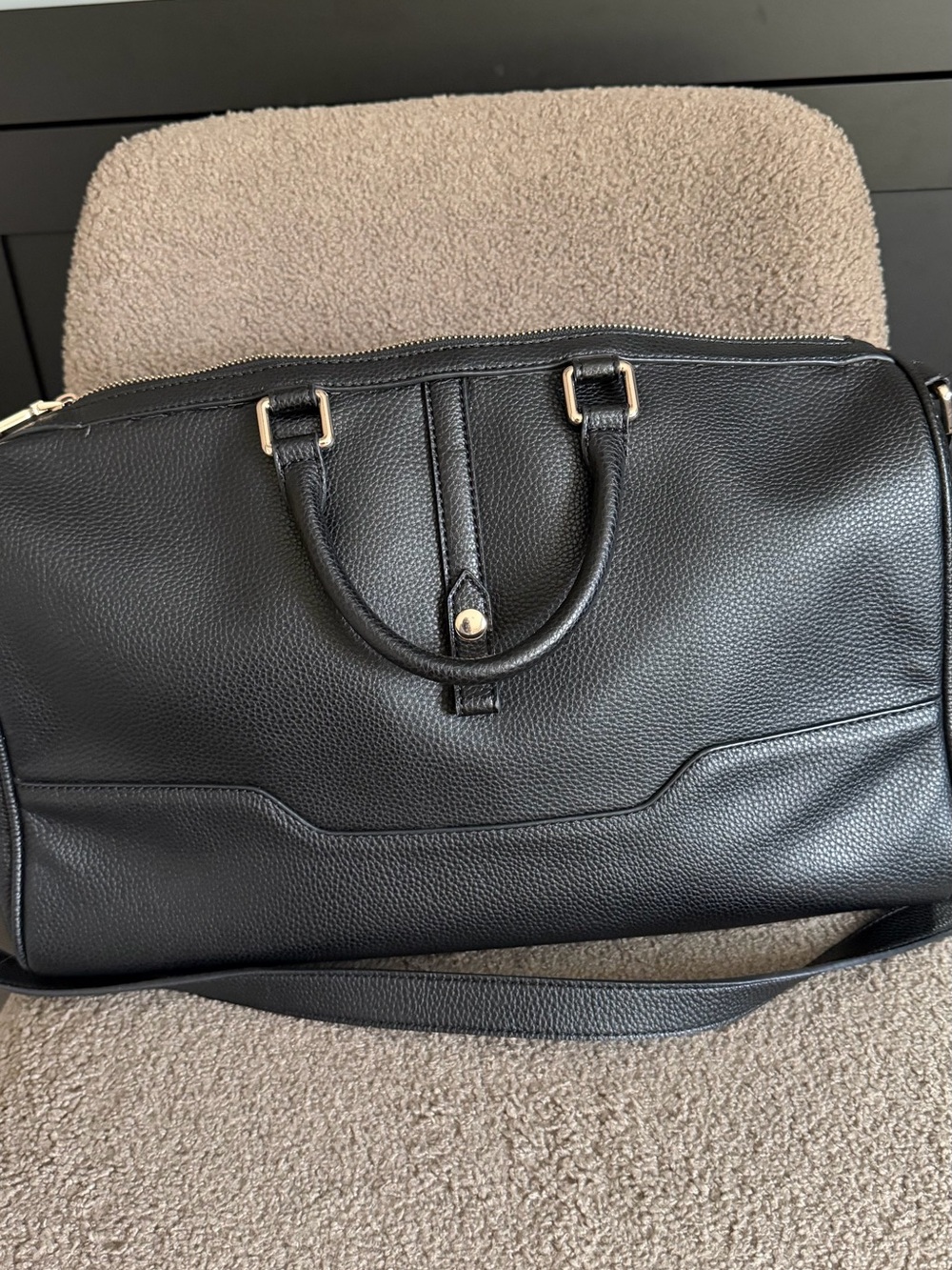 Love Moschino Black Pebbled Leather Weekender with Red Lining - Picture 7 of 10